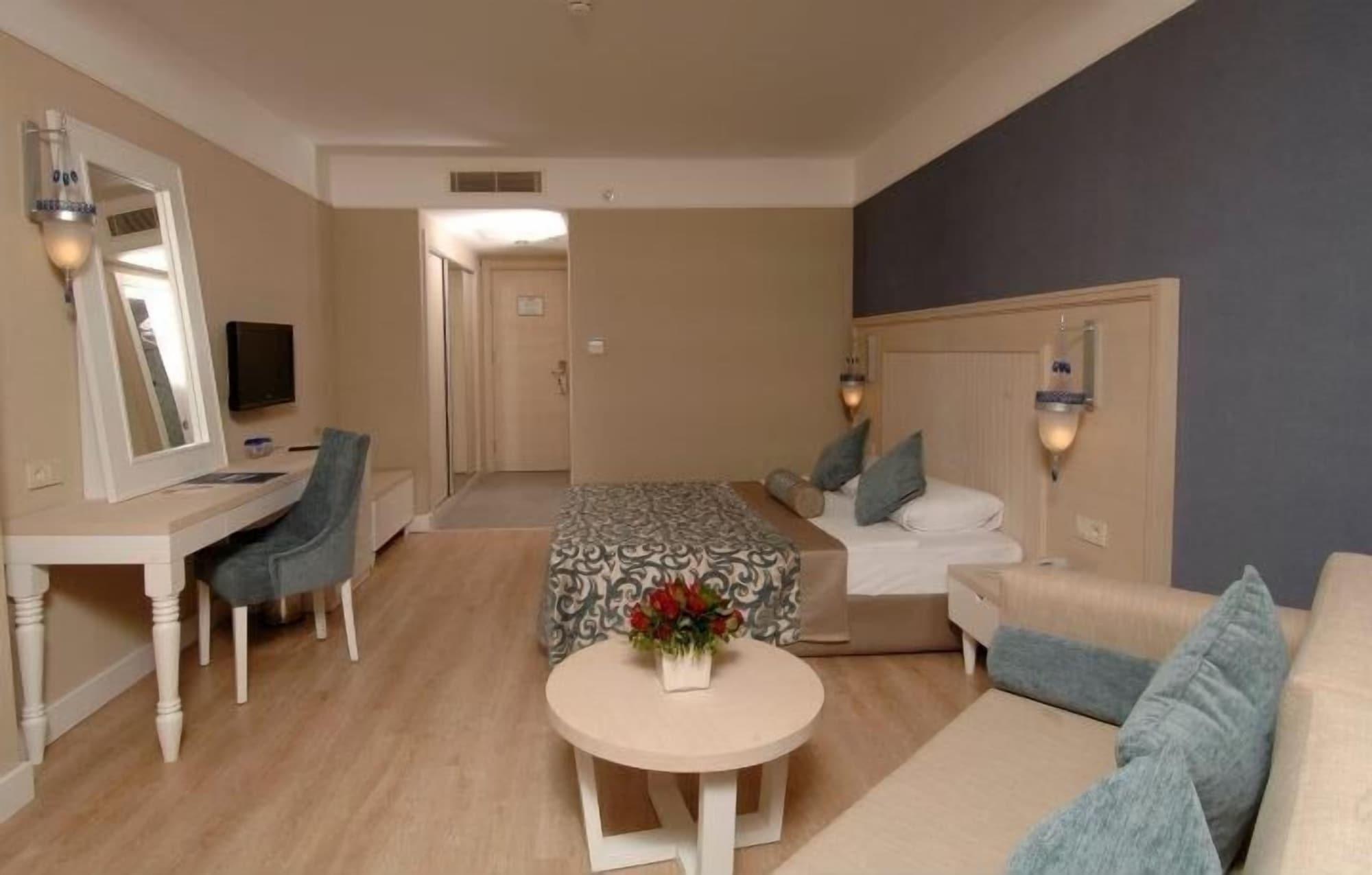 Seamelia Hotel&spa Resort Side