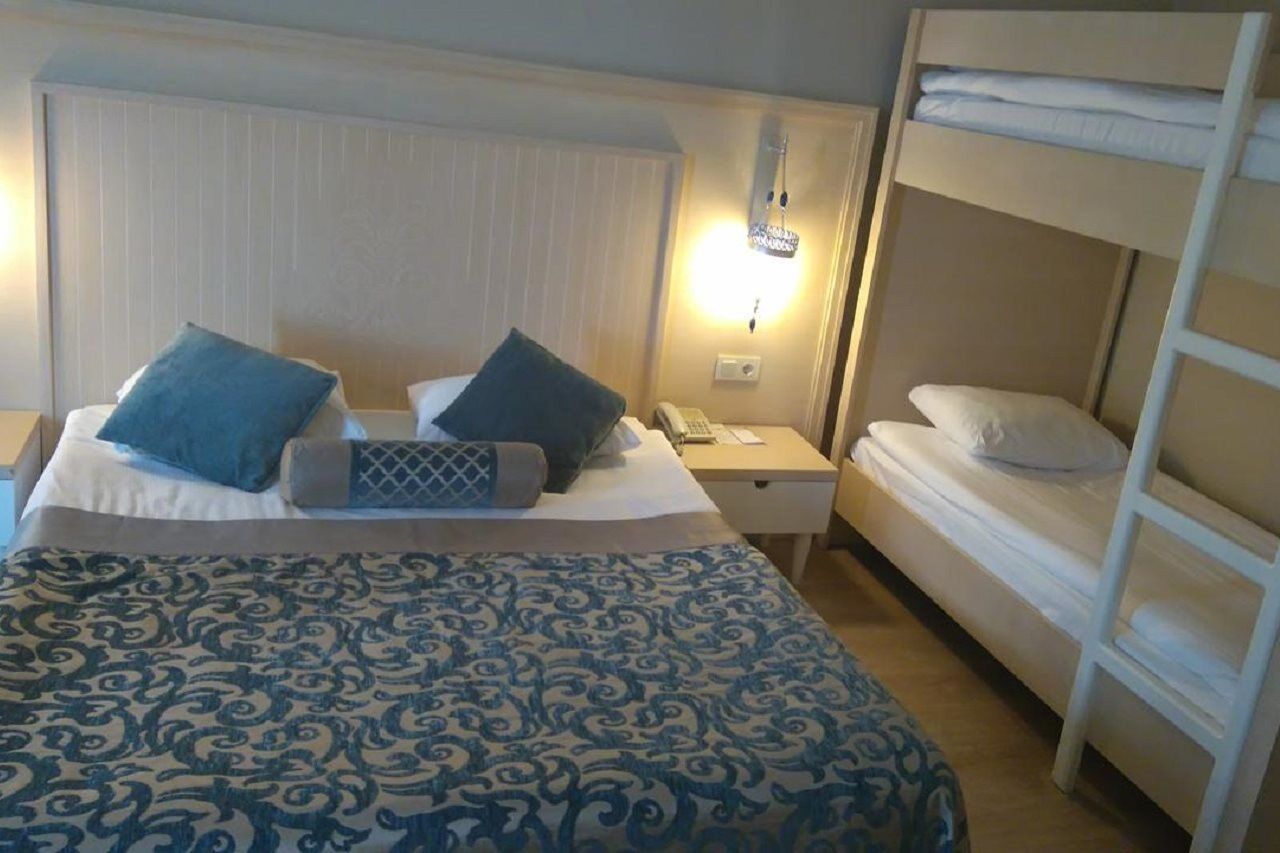 Resort Seamelia Hotel&spa Side